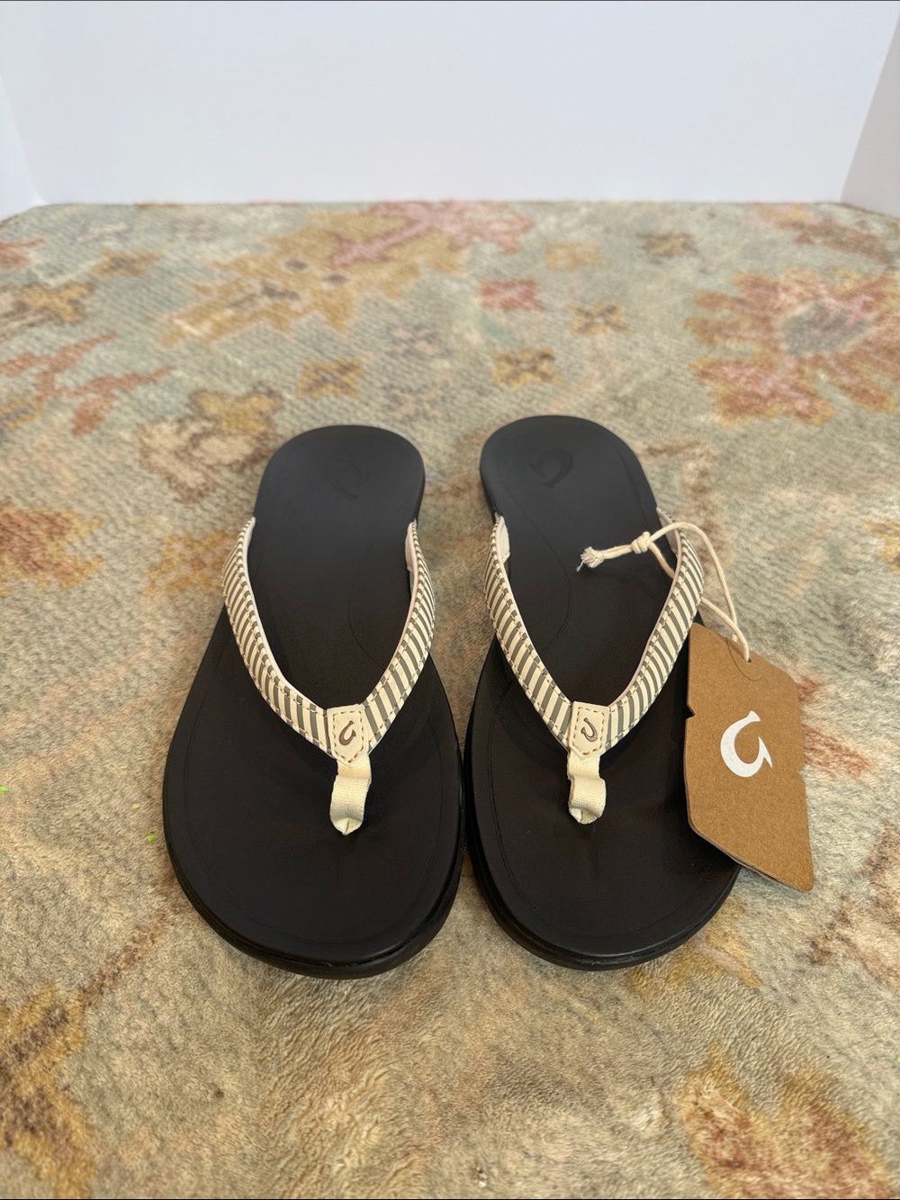 OluKai Women's Ho’opio Sandal in Bone Stripe